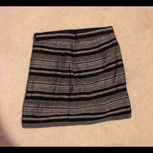 black and white j crew envelope skirt - Picture 3 of 3